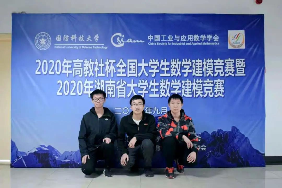 0cddfd6a9719430aae193fb382f92db6.jpg